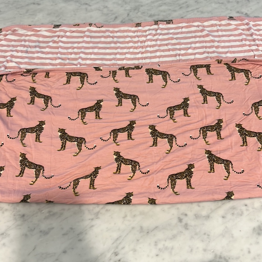 Limited edition Posh Peanut pattoo/blanket Cheetah & and pink and white striped